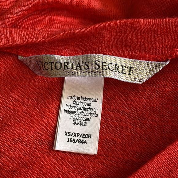 Victoria’s Secret Extra Small long Sleeve Stretch Red Sweater Wide Neck - Picture 4 of 5